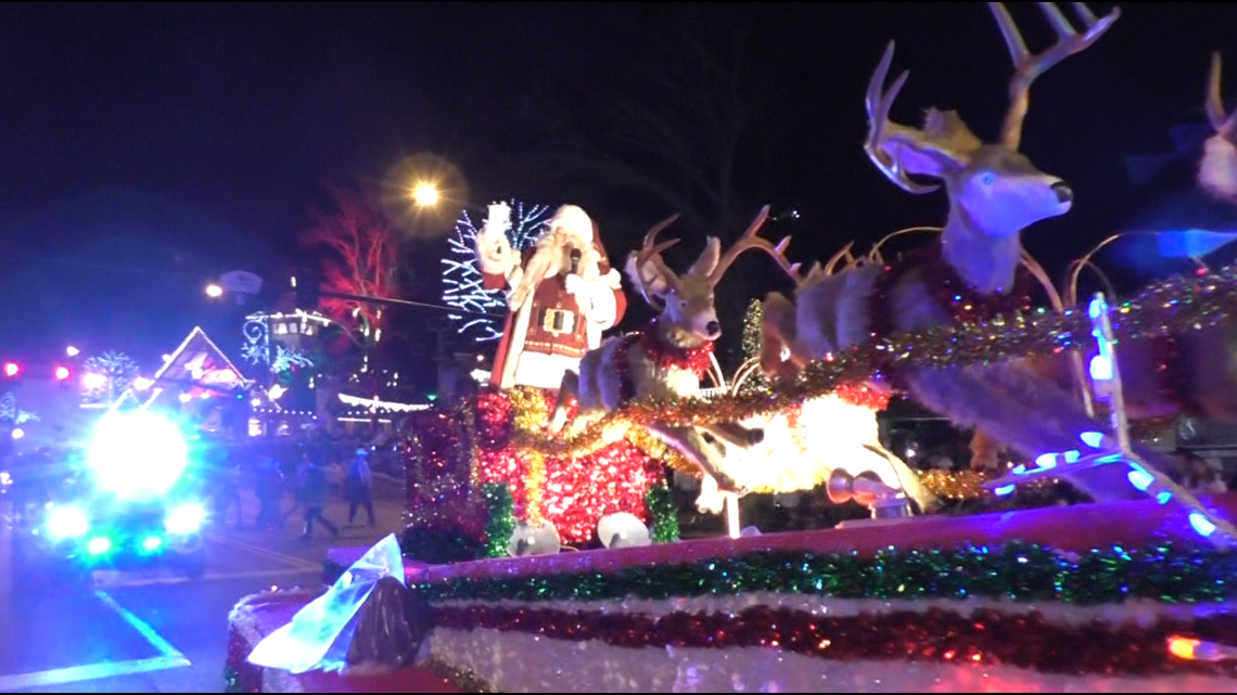 Gatlinburg Fantasy of Lights Christmas parade brings winter magic to