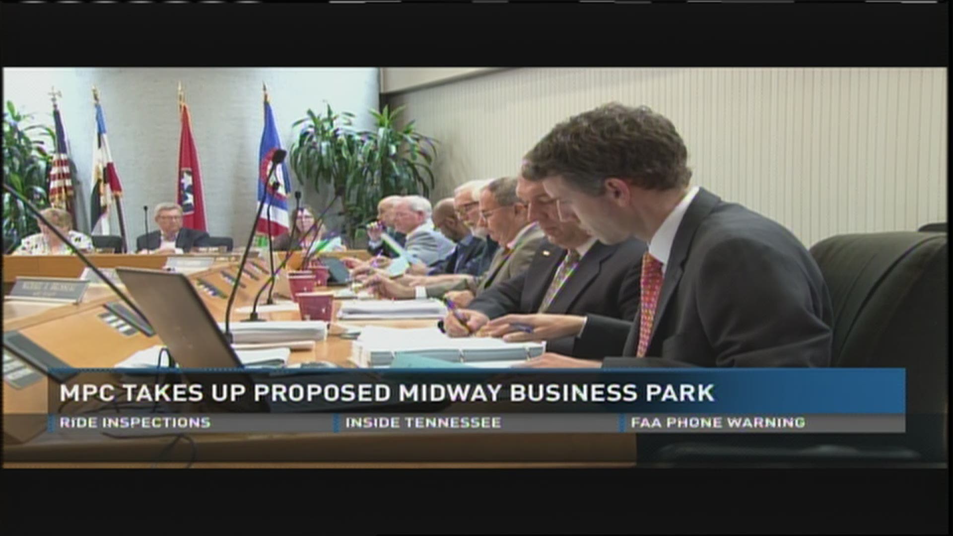 The Metropolitan Planning Commission voted 11-4 Thursday to move forward on the proposed Midway Business Park in East Knox County.