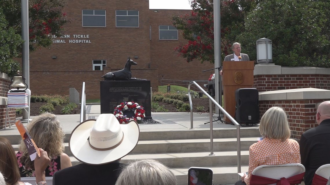 UT honors military dogs with re-dedication of War Dog Memorial - Vimarsana News
