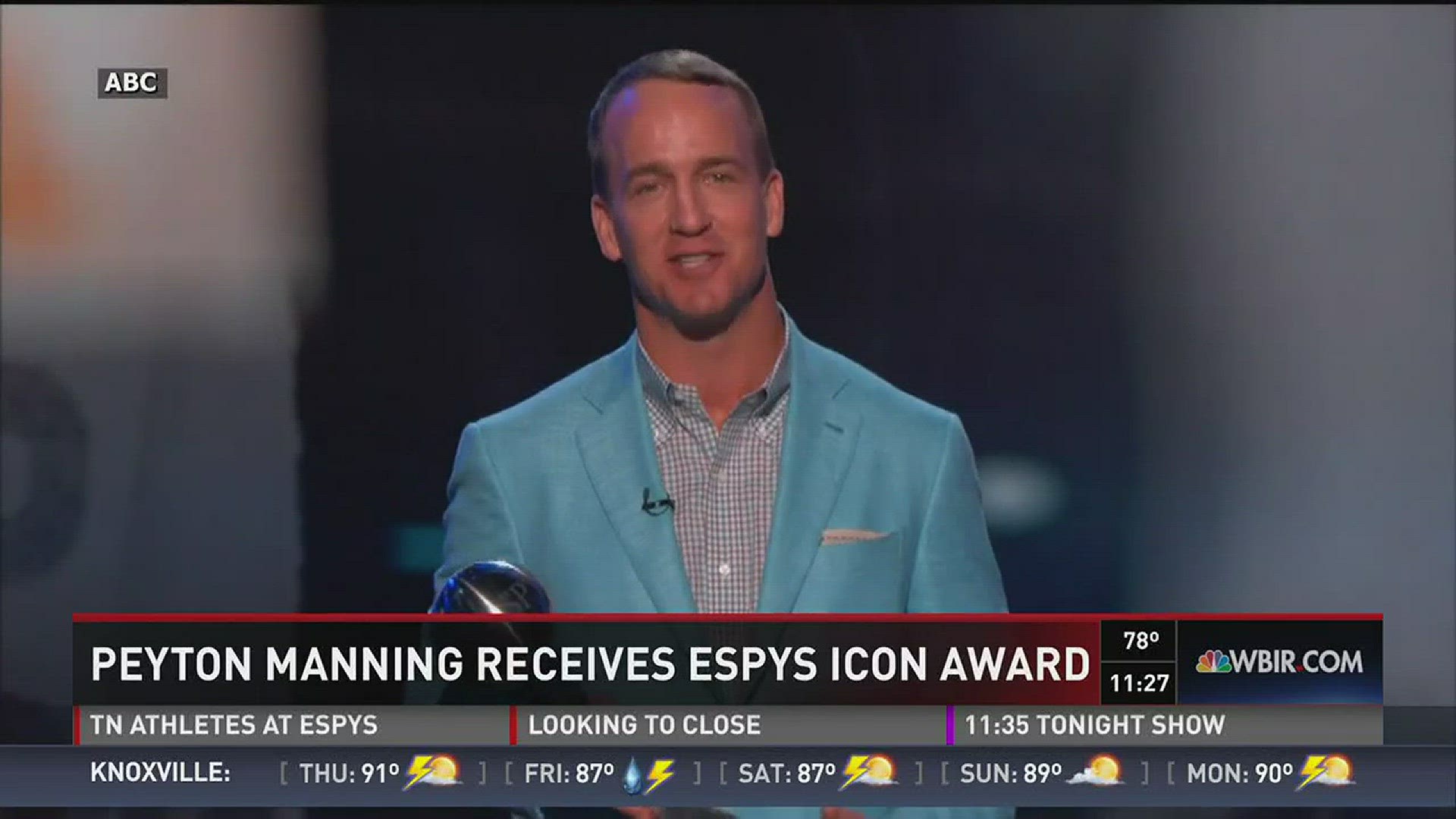 Peyton Manning, Abby Wambach and Kobe Bryant receive the Icon Award after retiring from their respective sports.