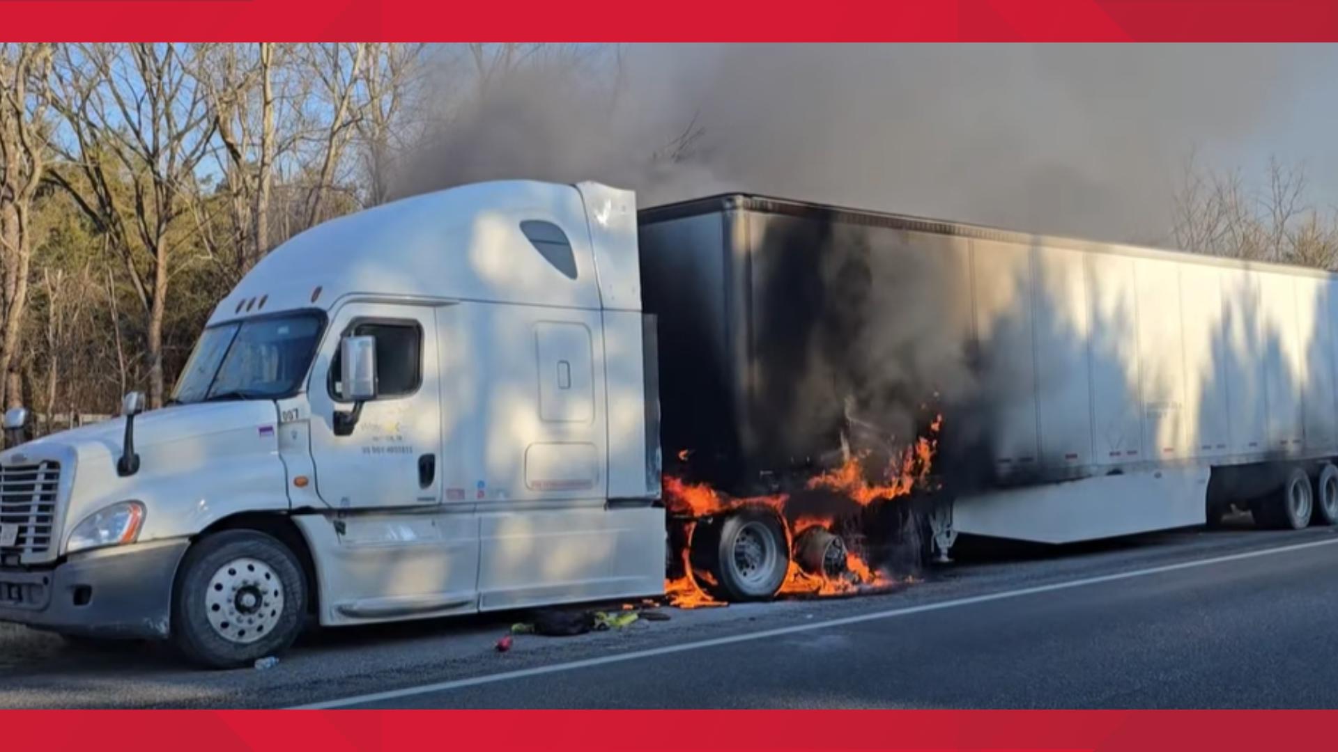 All lanes back open on I-75 South in Loudon County after tractor ...