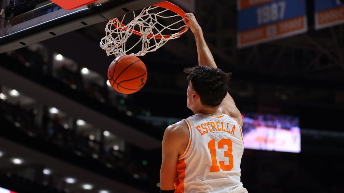 Rucker: Hard to not think about difference a healthy Estrella would have made for last season's Vols