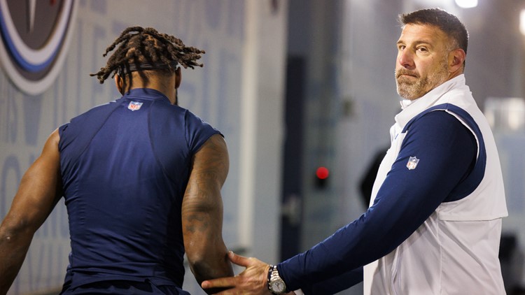 Tennessee Titans head coach Mike Vrabel named 2021 Professional Football Writers of America NFL Coach of the Year