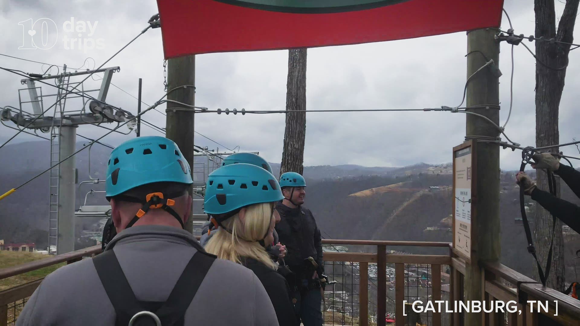 Defy gravity and soar across the tree tops at Anakeesta's dual-ziplines.