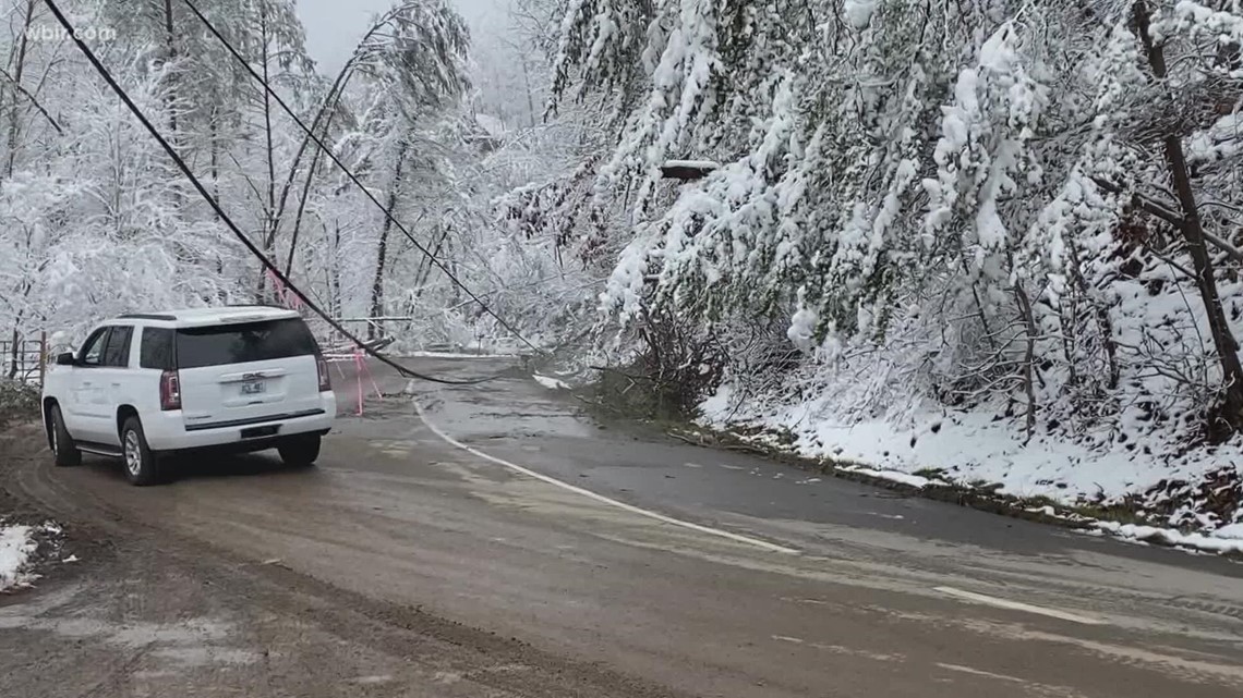 Thousands still without power in Blount and Sevier counties 3 days after winter storm, with another on the way - Vimarsana News