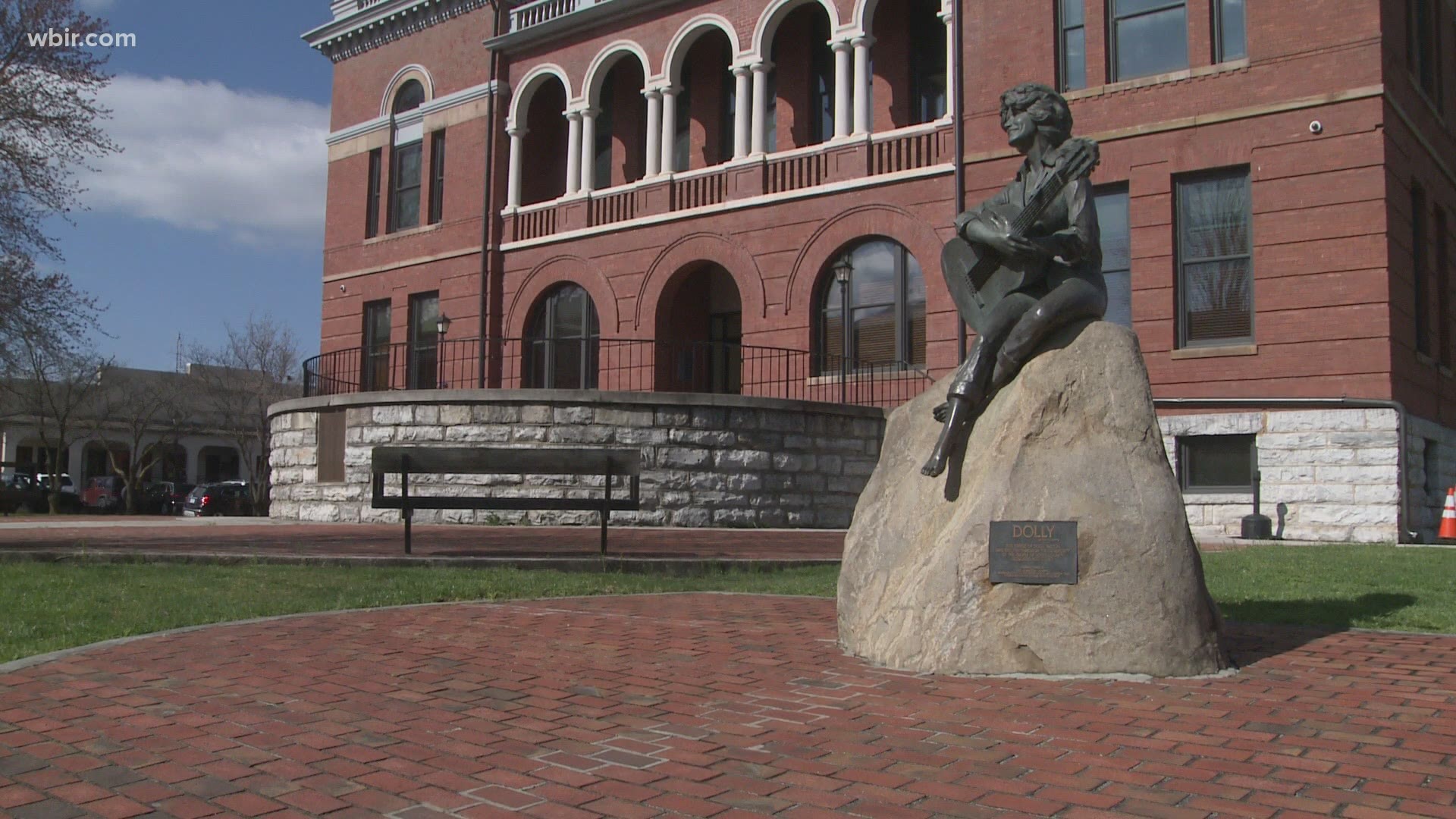 A statue of Dolly Parton could be coming to the state's capitol grounds!