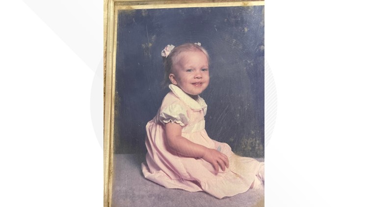 Do you know Amanda? | Family wants to return photo found in abandoned building