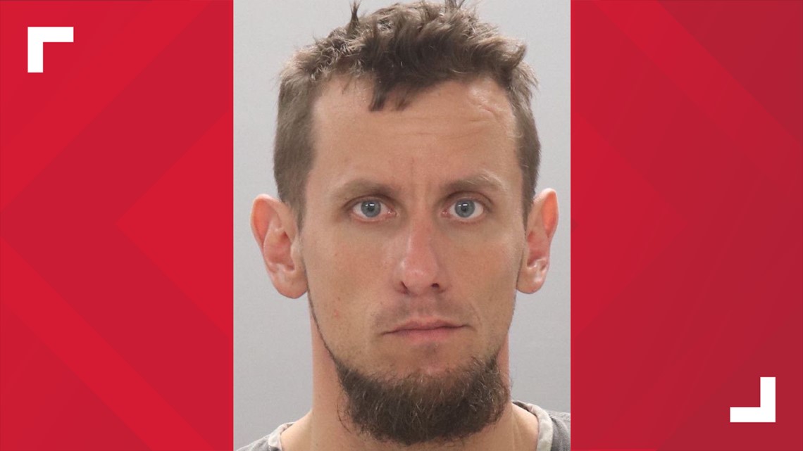Man arrested after lighting items on fire in Knoxville church - Vimarsana News