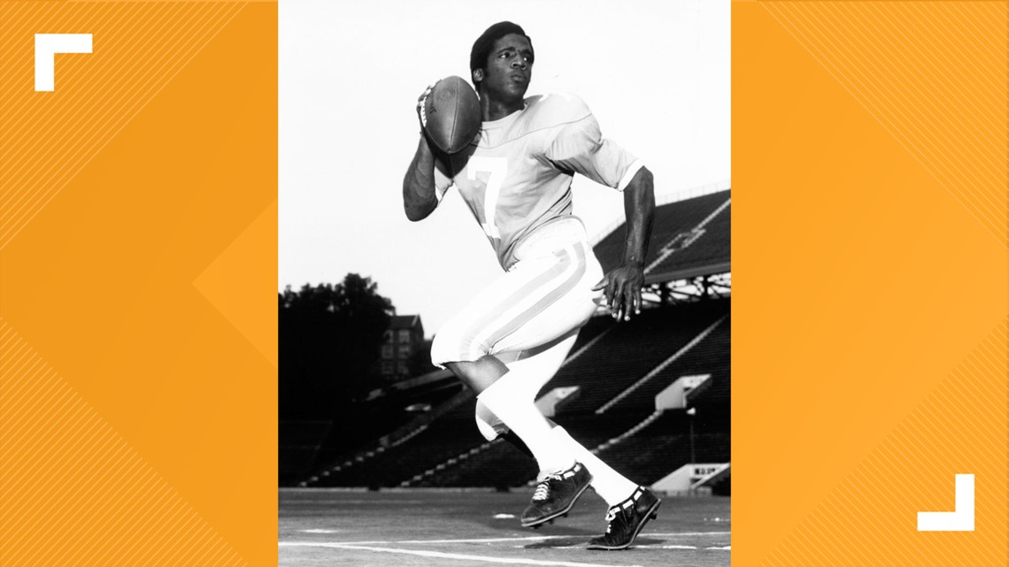 Former Tennessee Vol Condredge Holloway to be inducted into