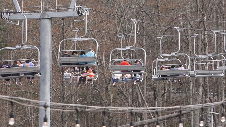 Woman dies at Anakeesta theme park in Gatlinburg after police say she jumped from a chairlift