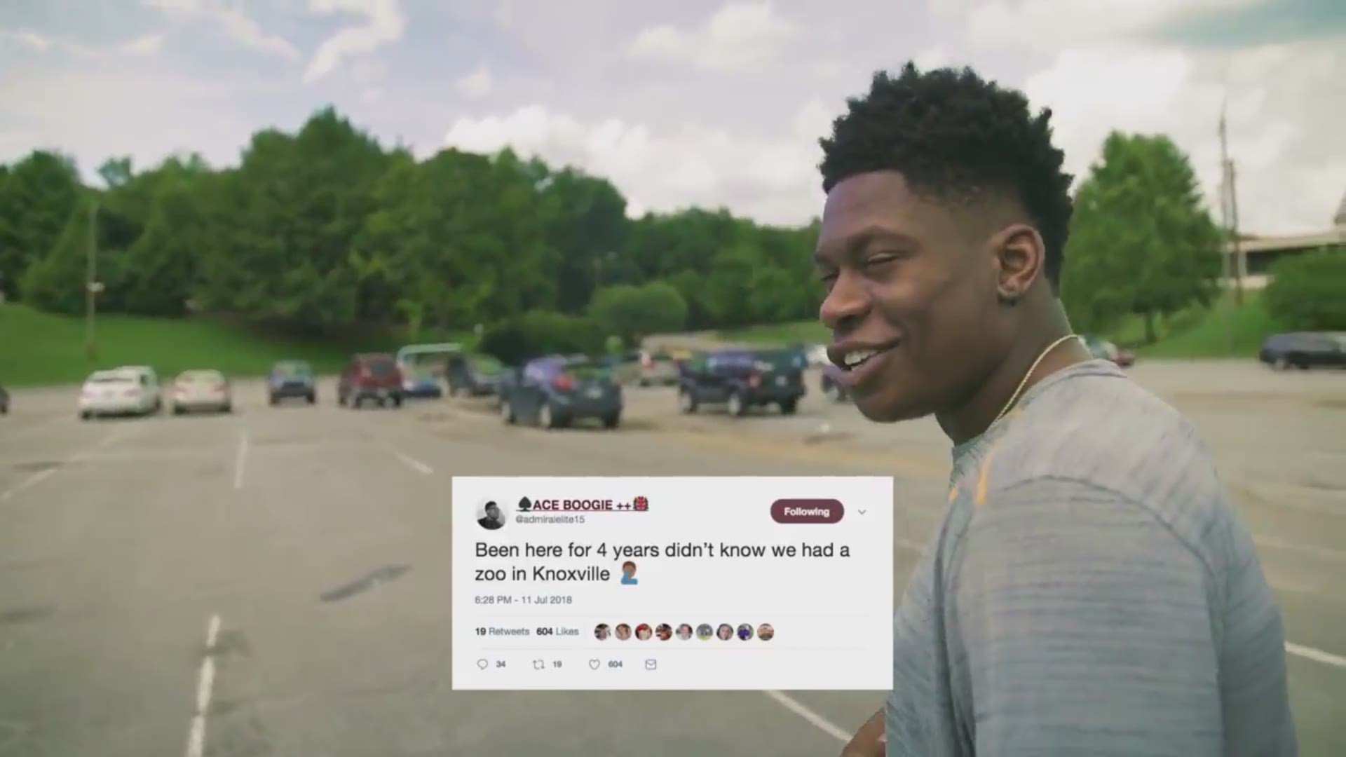 Admiral Schofield tweeted that he didn't know Knoxville had a zoo, so Zoo Knoxville invited him and a couple of Vol basketball teammates to come visit. Tennessee basketball shared the video on Twitter.