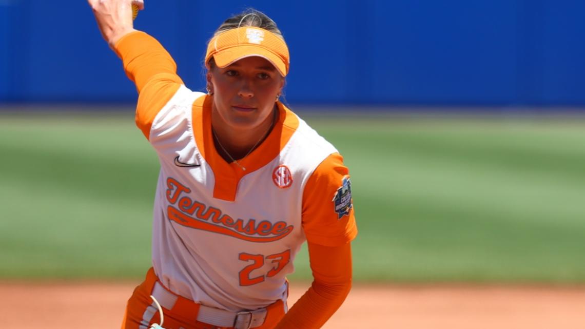 Lady Vols' championship run comes to an end as they fall 4-0 against Texas in semifinals for 2nd year in a row