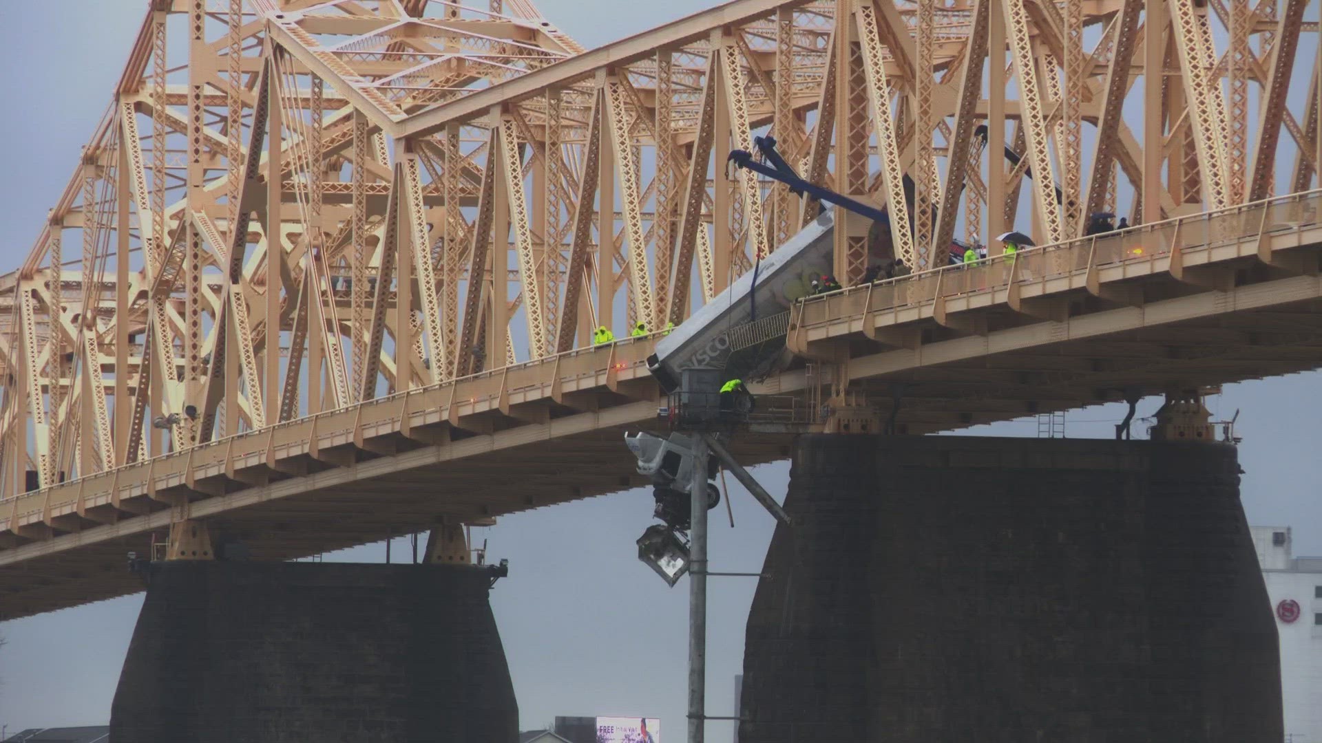 Driver charged for role in Clark Memorial Bridge semi crash | wbir.com