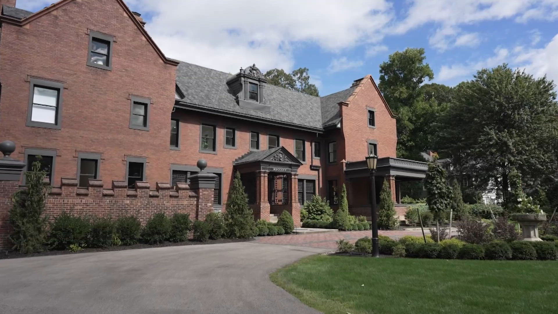 From Prohibition speakeasy to Taylor Swift: The history of the
