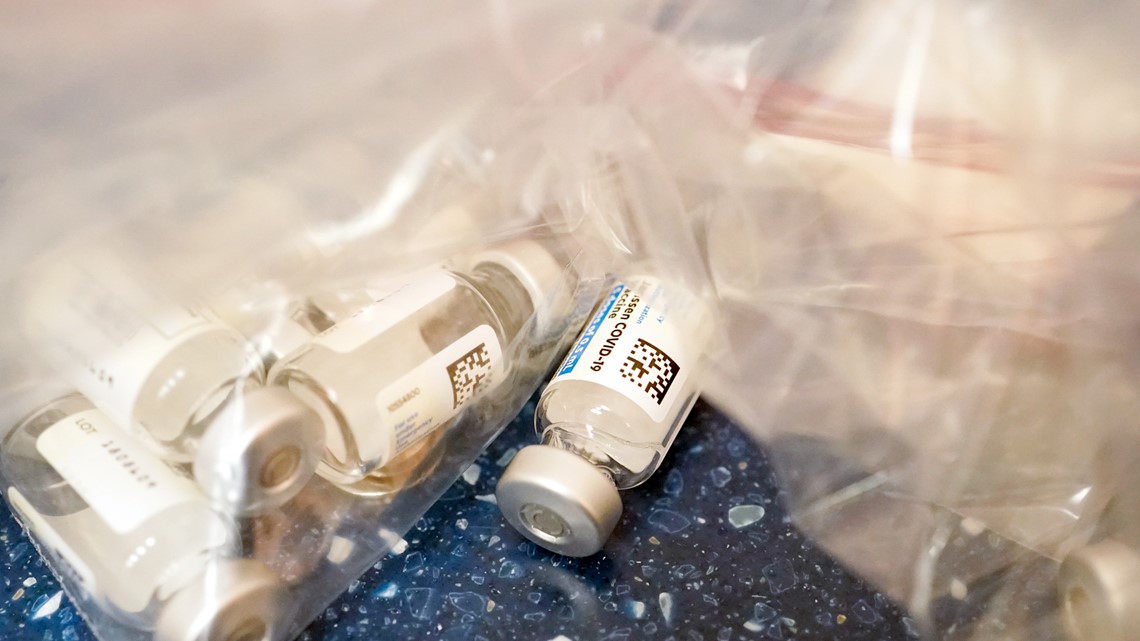 Report: US cancels deal with vaccine manufacturer - Vimarsana News