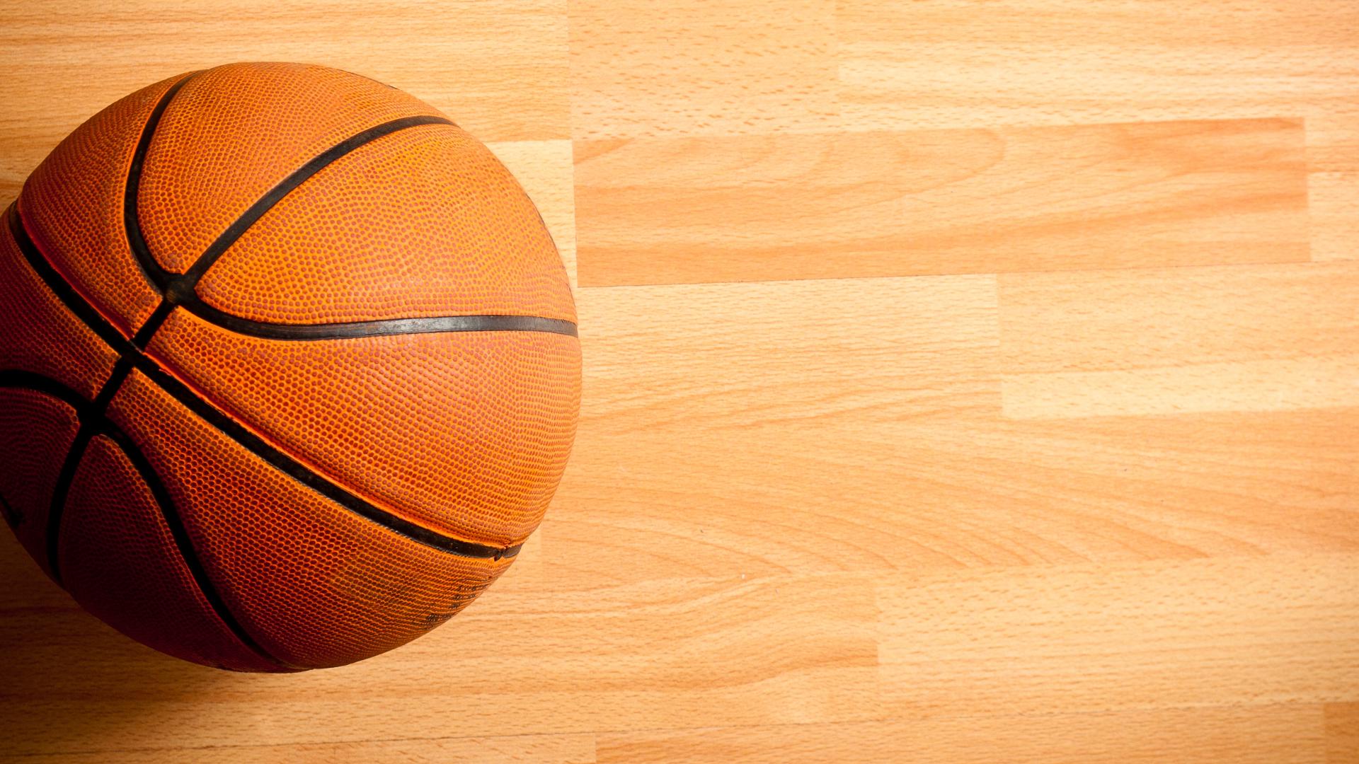 Tennessee Basketball assistant coach suspended for first two games of season due to NCAA