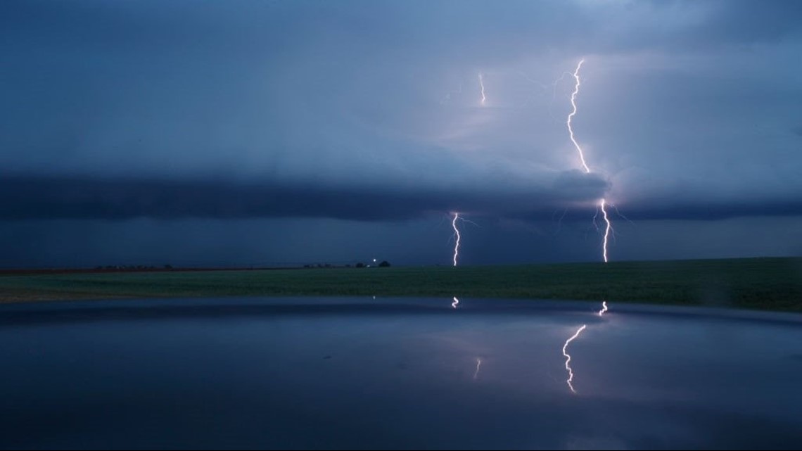 VERIFY Is it dangerous to shower during a thunderstorm?