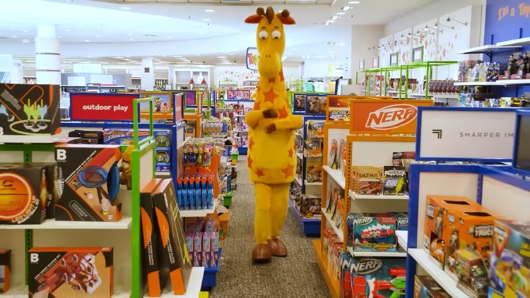 Toys 'R' Us makes grand return in several Macy's stores